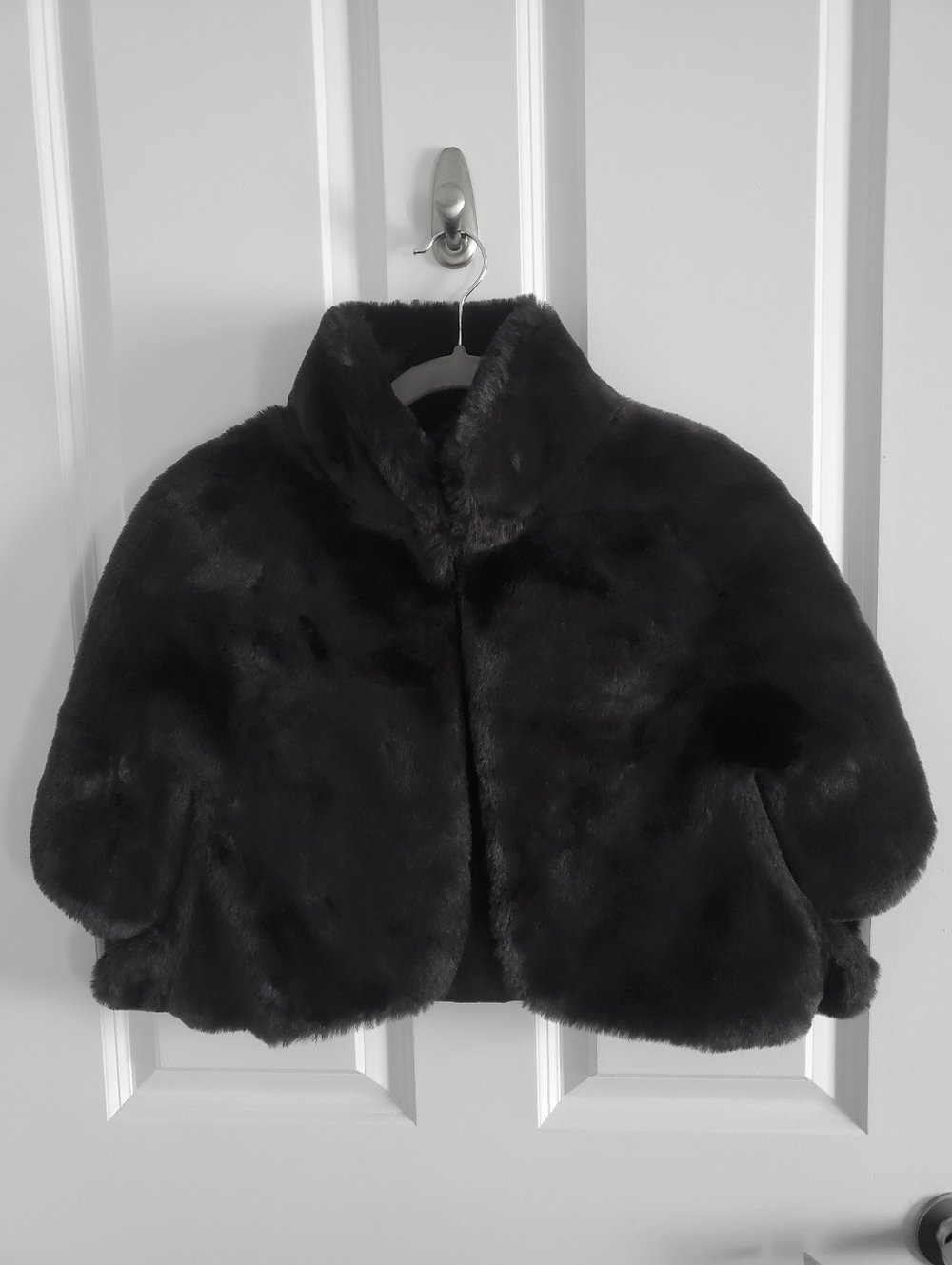 Jasper Conran Plush Black Faux Fur Short Jacket Shrug Bolero Capelet